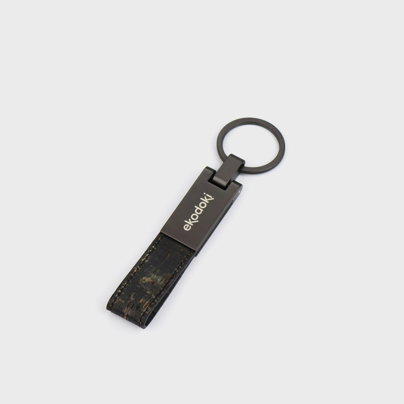 Keyring with black washed cork fabric insert front view ekodoki KWORK