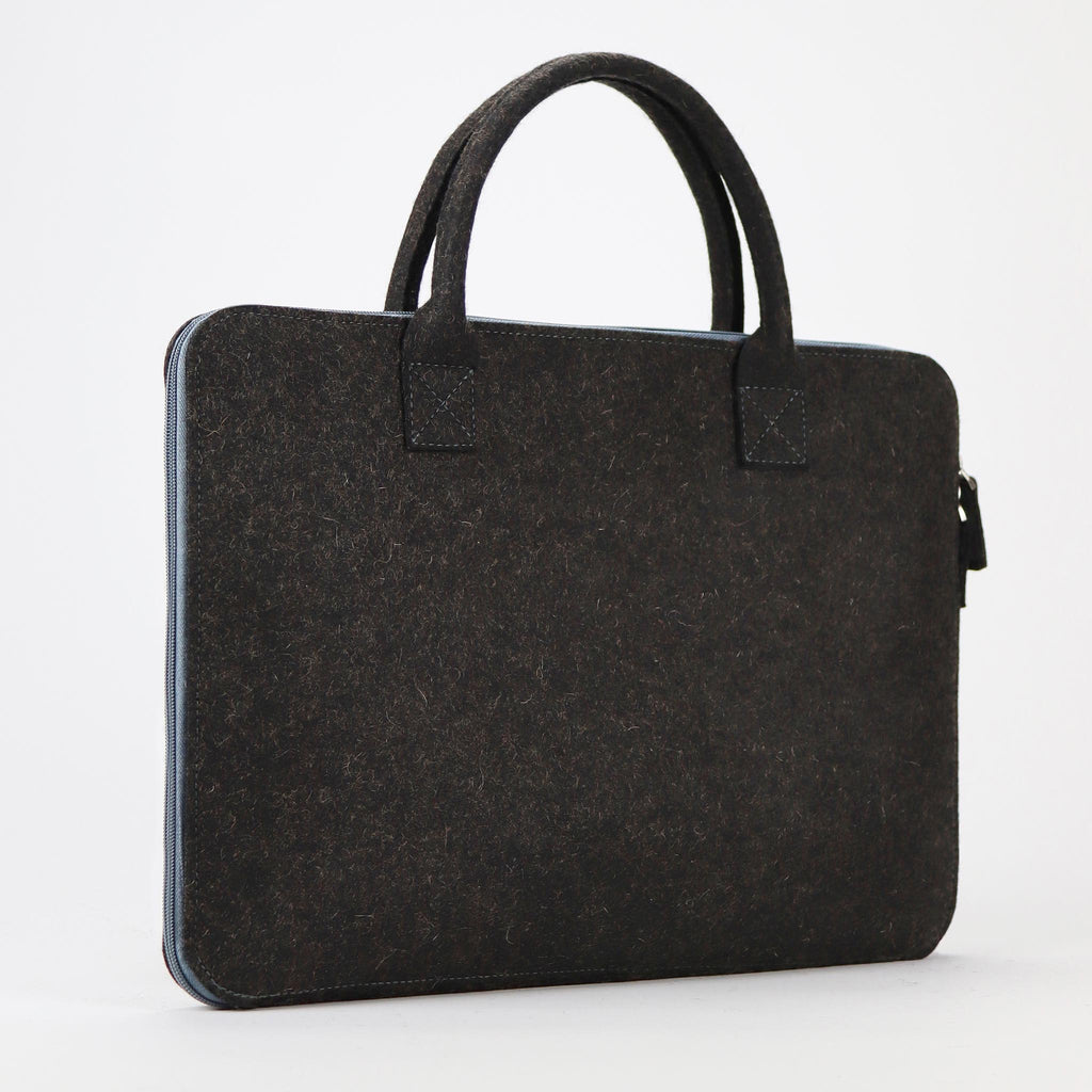 anthracite wool felt laptop bag 17 inch standing back eKodoKi WOOLI