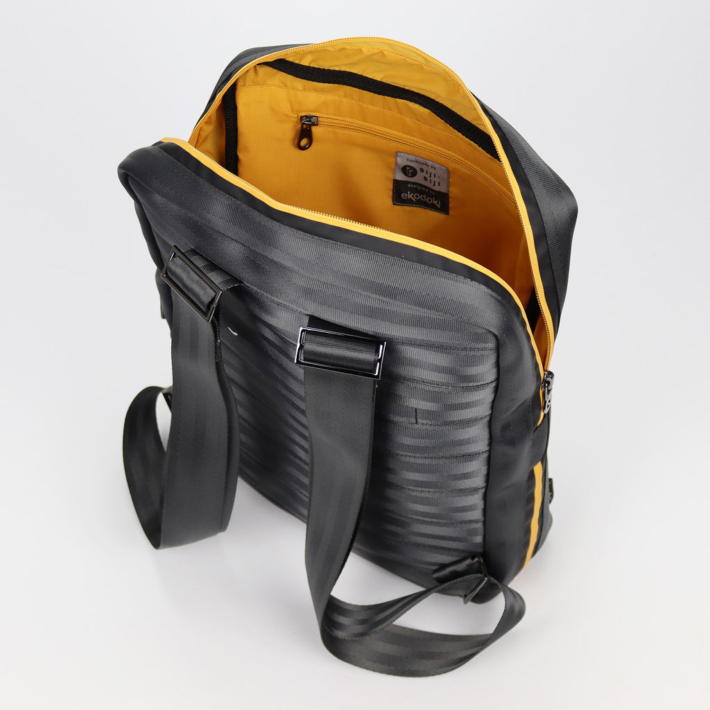 black seatbelt backpack L inner zipped pocket eKodoKi RE-BELT