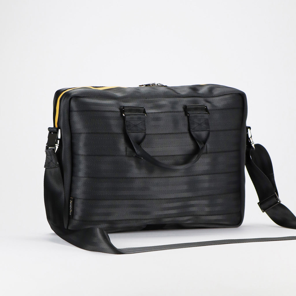 black seatbelt briefcase L front handles down eKodoKi RE-BELT