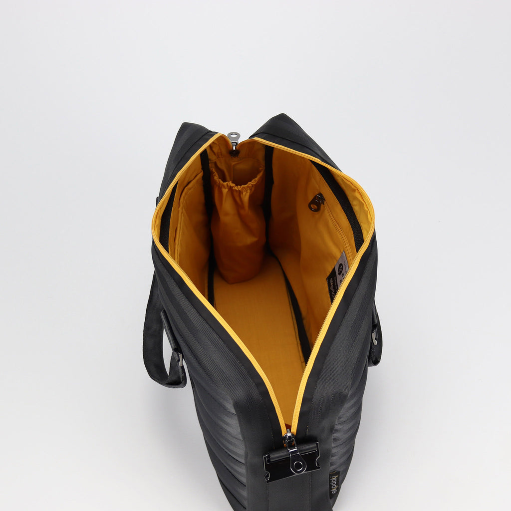 black seatbelt briefcase M inner bottle holder eKodoKi RE-BELT