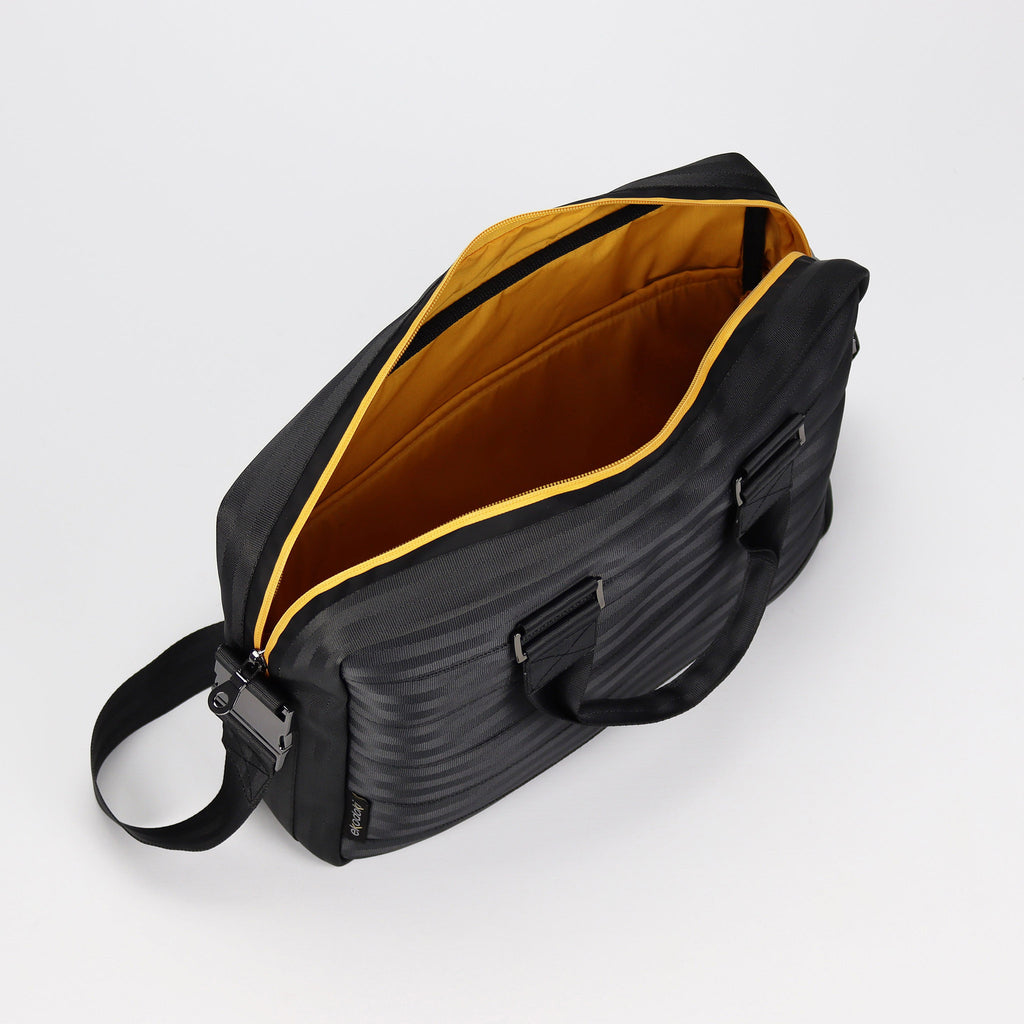 black seatbelt briefcase M inner laptop divider eKodoKi RE-BELT