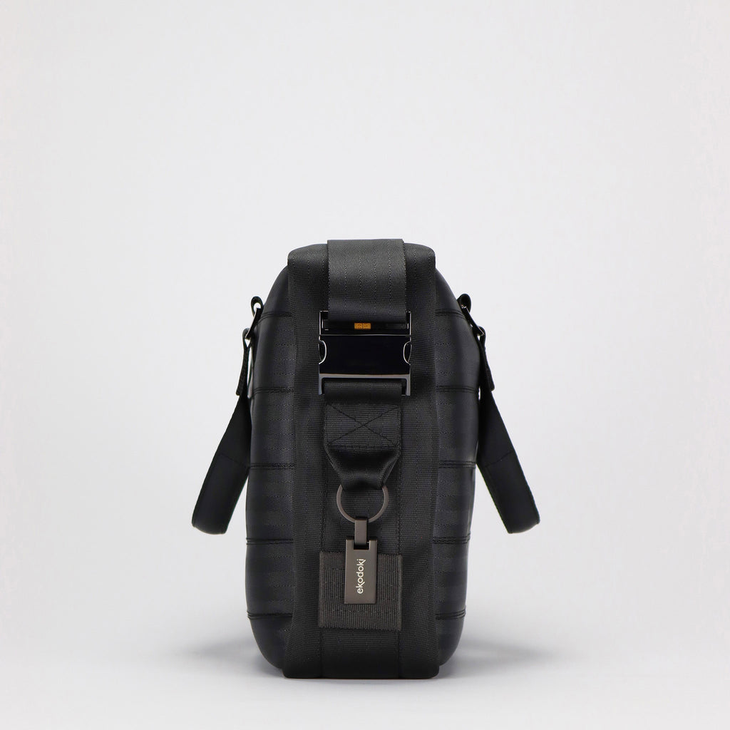 black seatbelt briefcase M right side with branded keyring eKodoKi RE-BELT