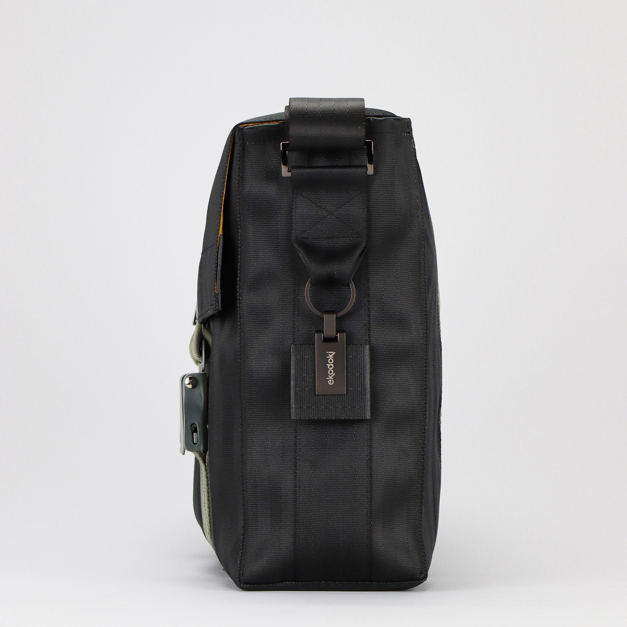 Messenger Bag | Seat Belts | 17” Laptop | Black | eKodoKi® Messenger Bag | Seat Belts | 17” Laptop | Black | eKodoKi®