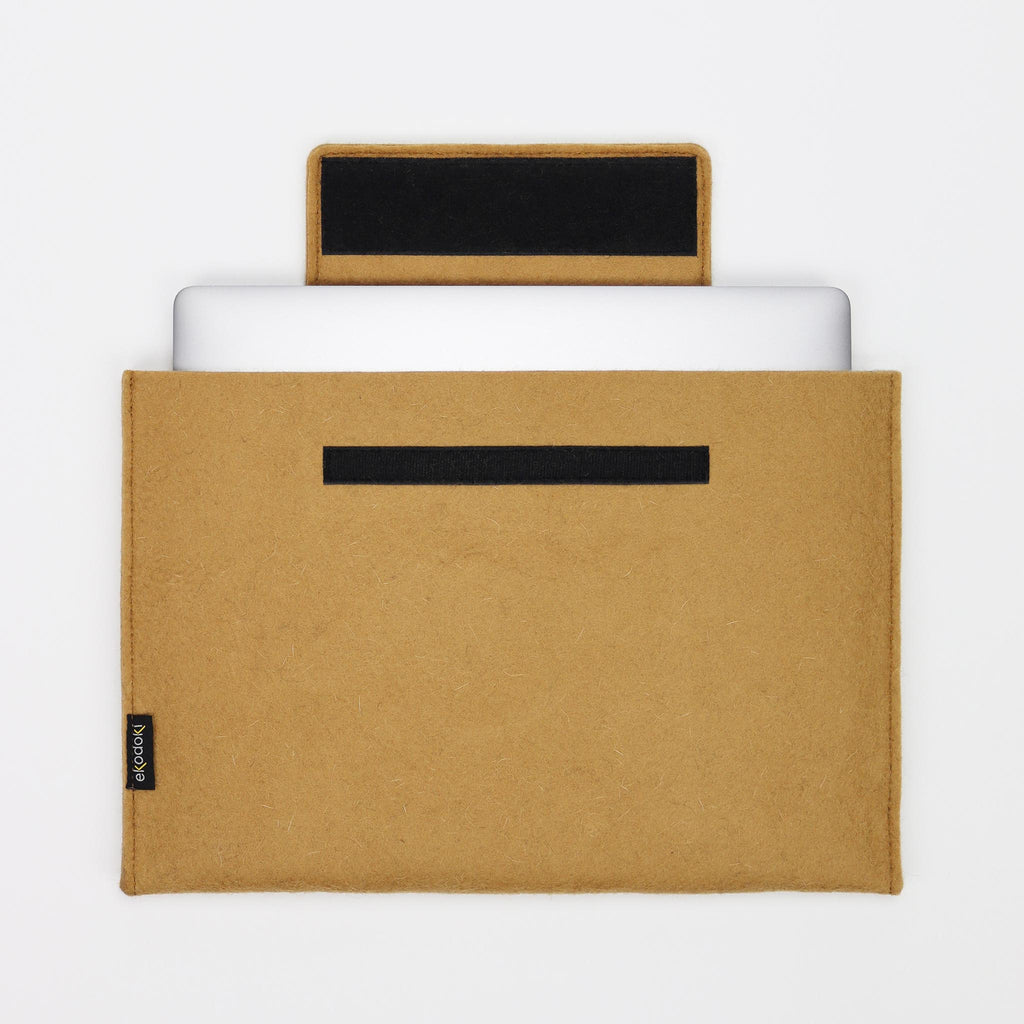 removable caramel wool felt laptop sleeve opened from black tote bag L eKodoKi WOOLI
