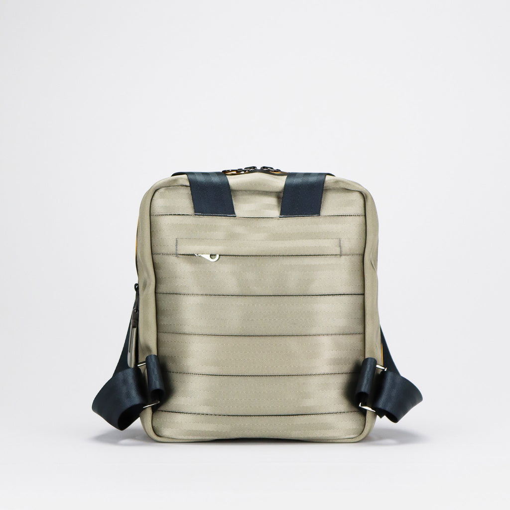 sand seatbelt backpack M anti-theft zipped pocket eKodoKi RE-BELT