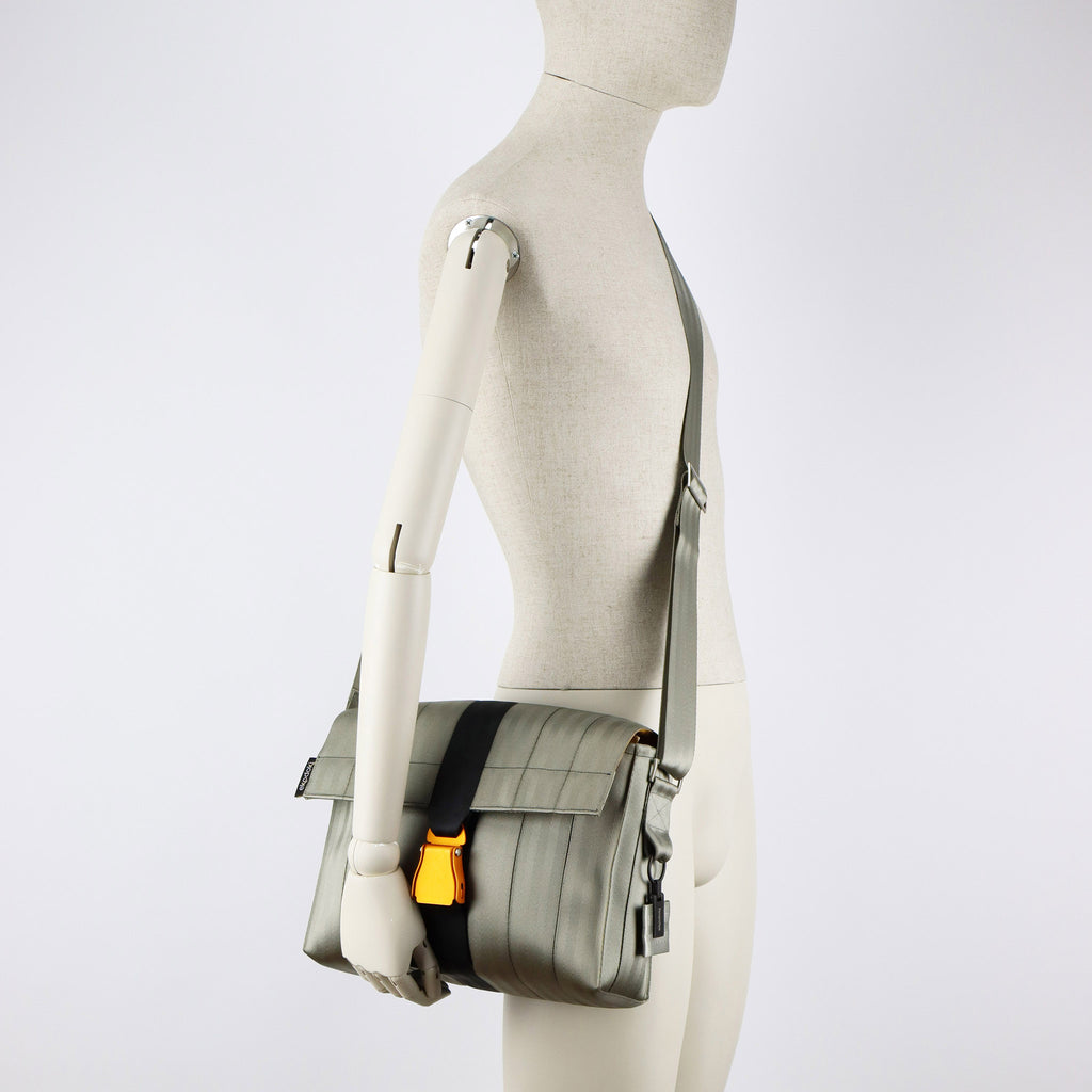 sand seatbelt messenger bag M on male mannequin shoulder eKodoKi RE-BELT