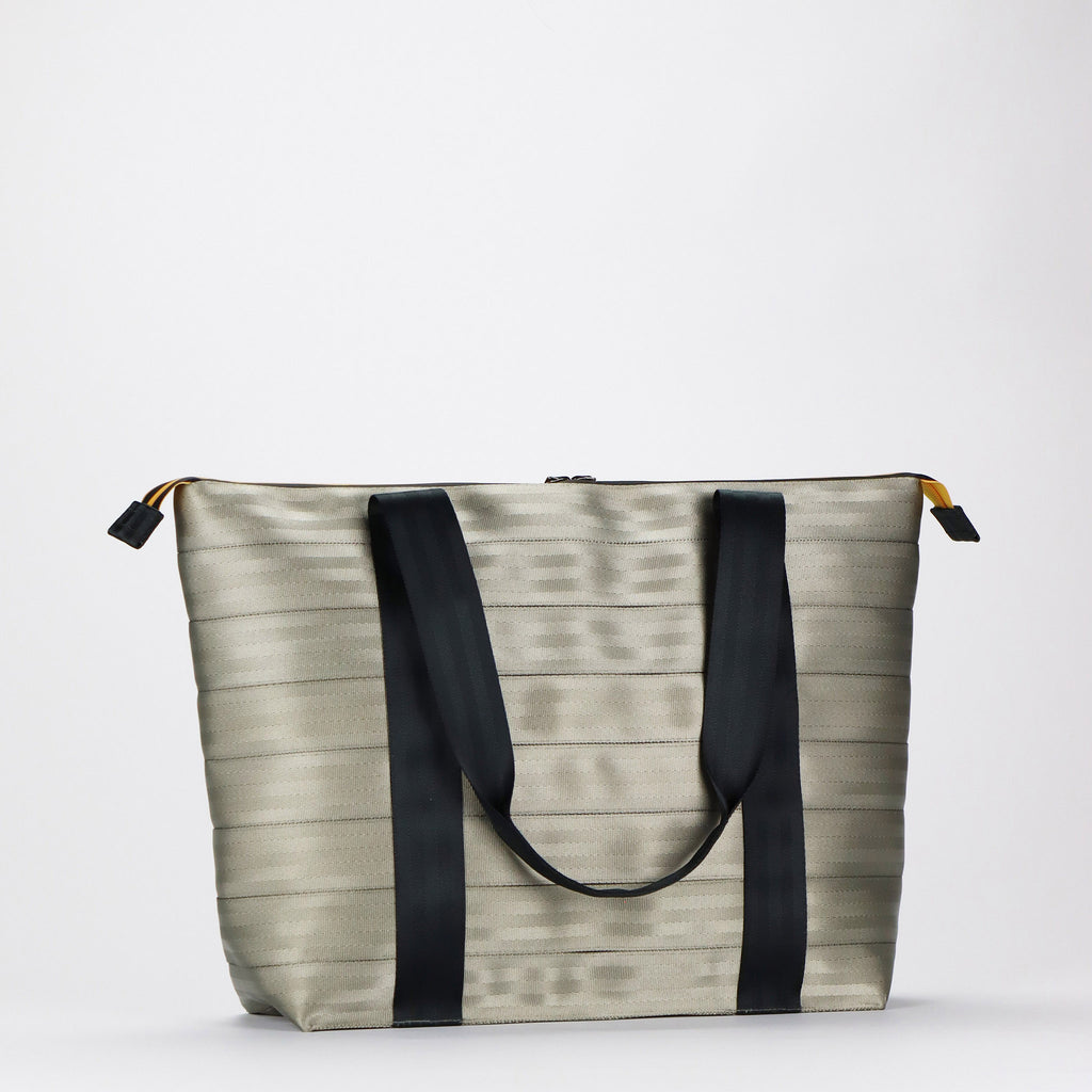 sand seatbelt tote bag L back handles down eKodoKi RE-BELT